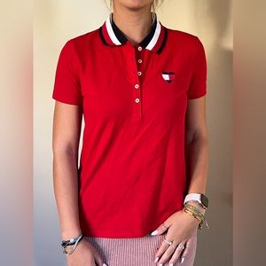 Tommy Hilfiger T-shirt.